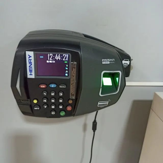 RELÓGIO BIOMÉTRICO HENRY PRISMA