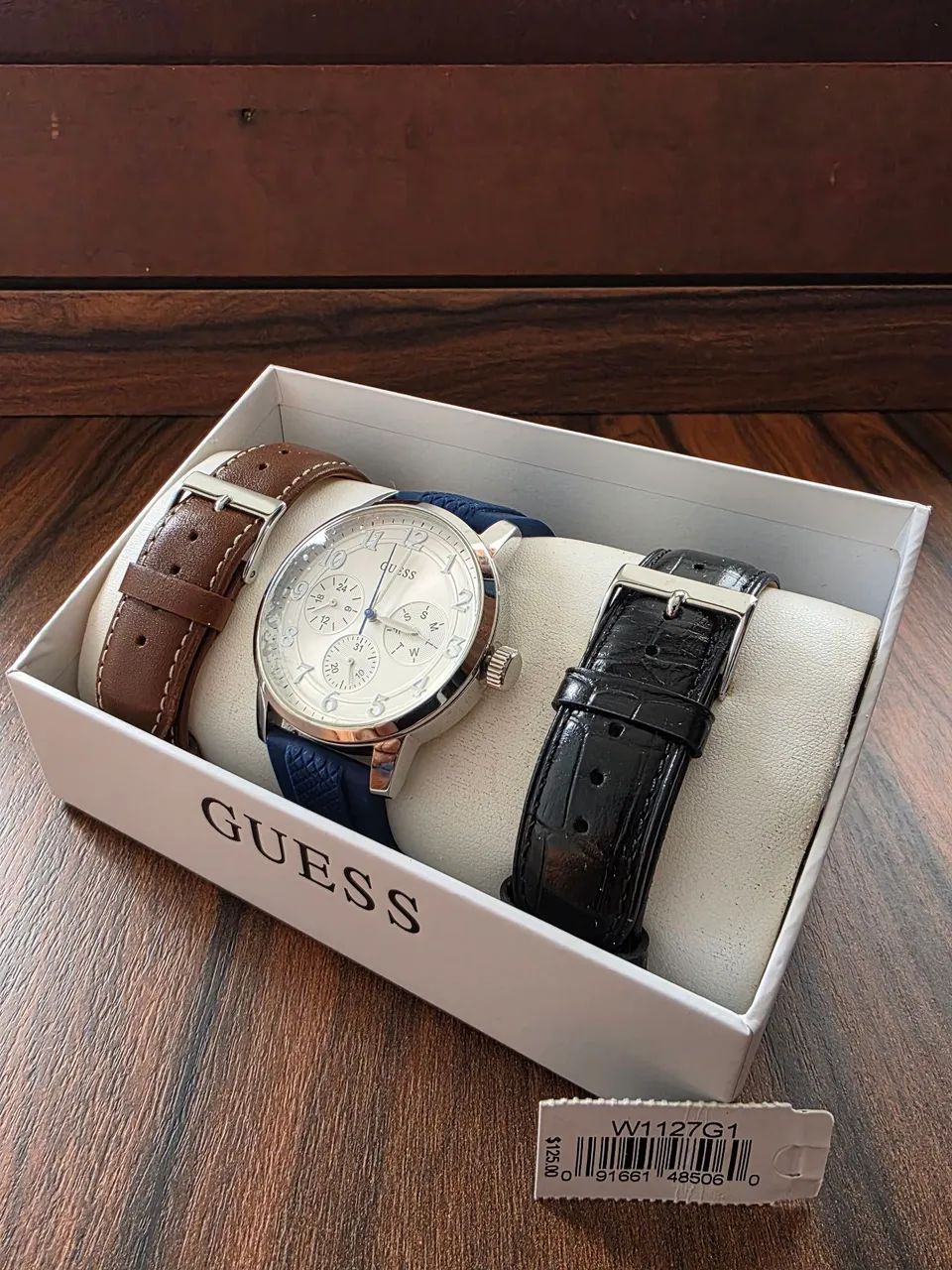 Relógio Guess com 3 pulseiras - W1127G1 - Foto 3