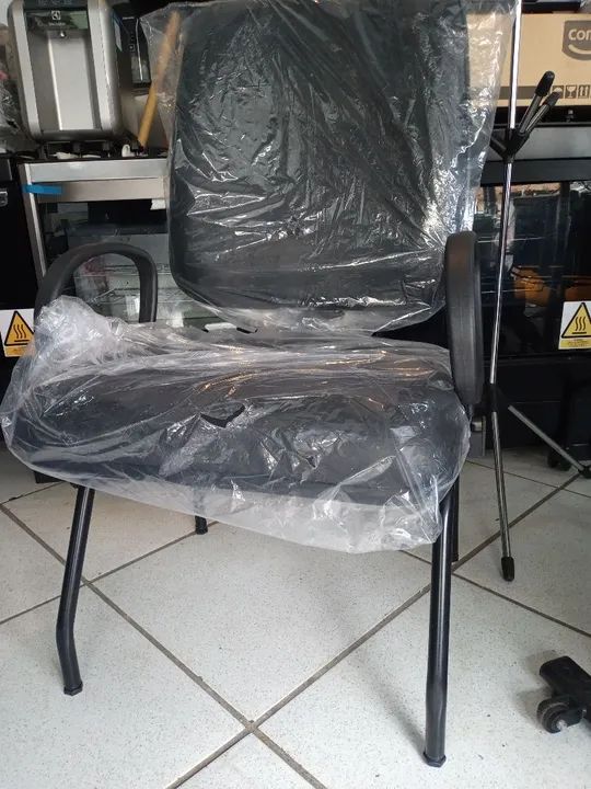 Cadeira fixa obeso plus size com braço 170k - Foto 2