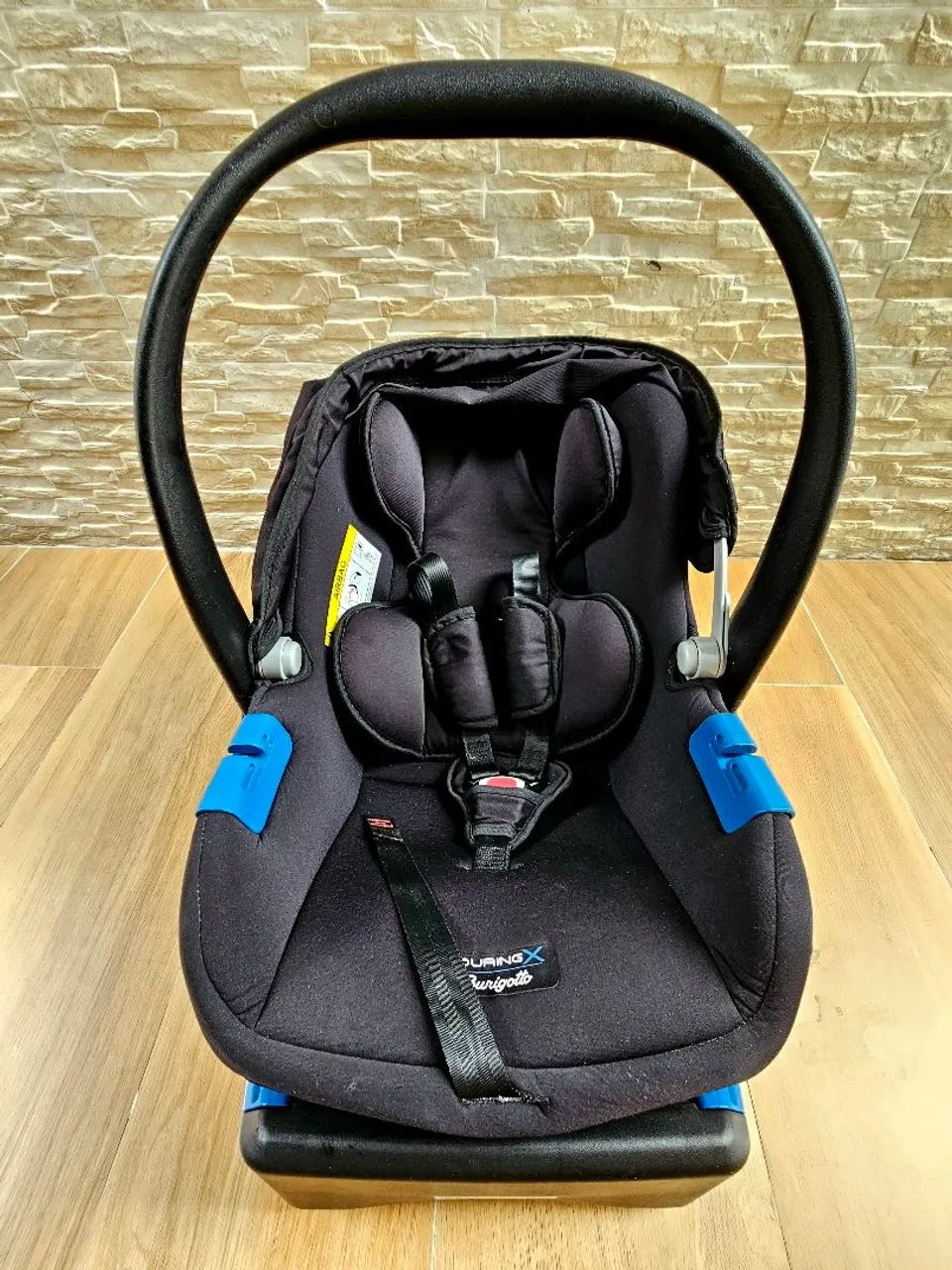 Cadeirinha de bebê Burigotto + Base  - Foto 2