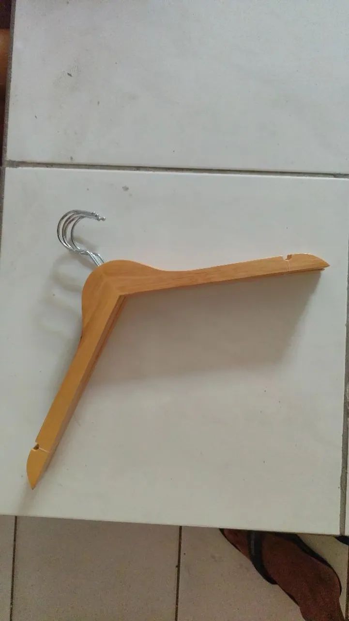 Cabides de madeira sem barra - Foto 2