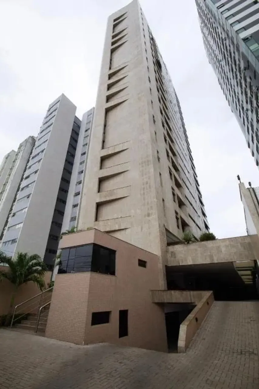 Alugo apto candeias- 3 quartos