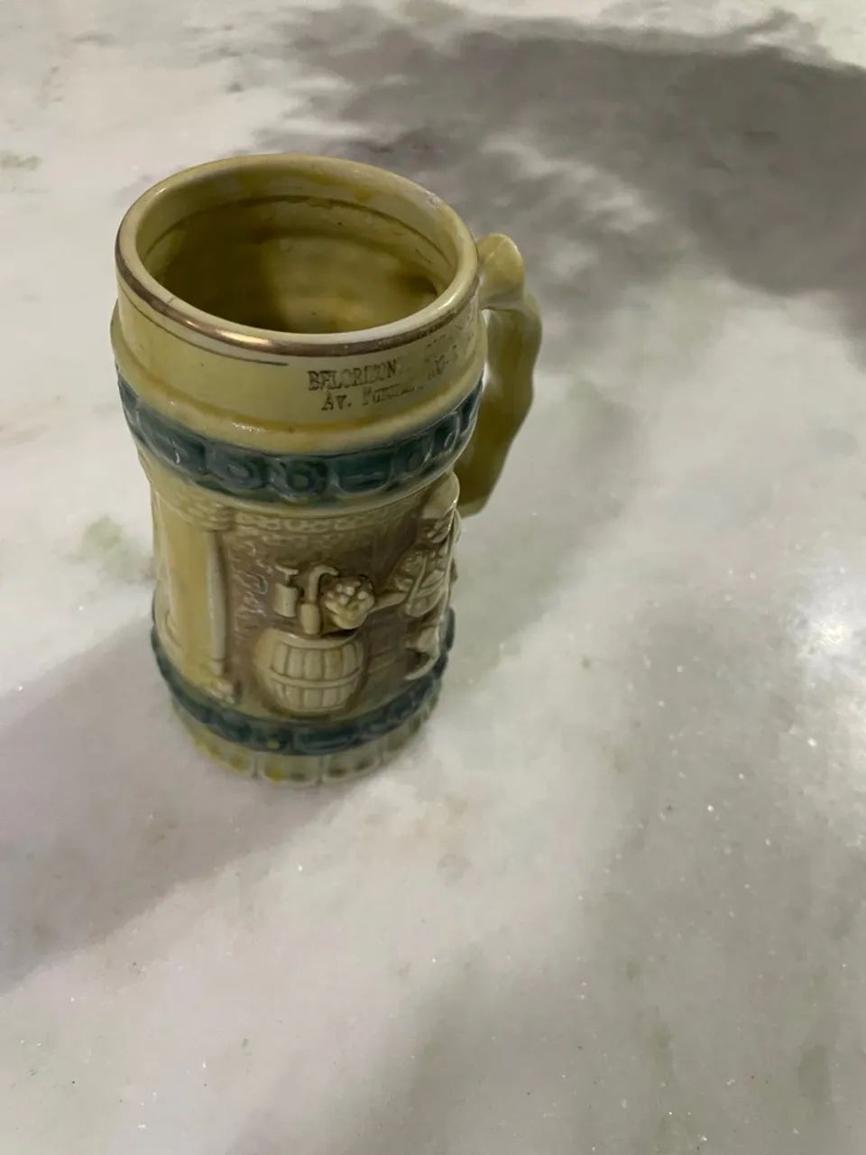 Caneca louça 457381047771473920