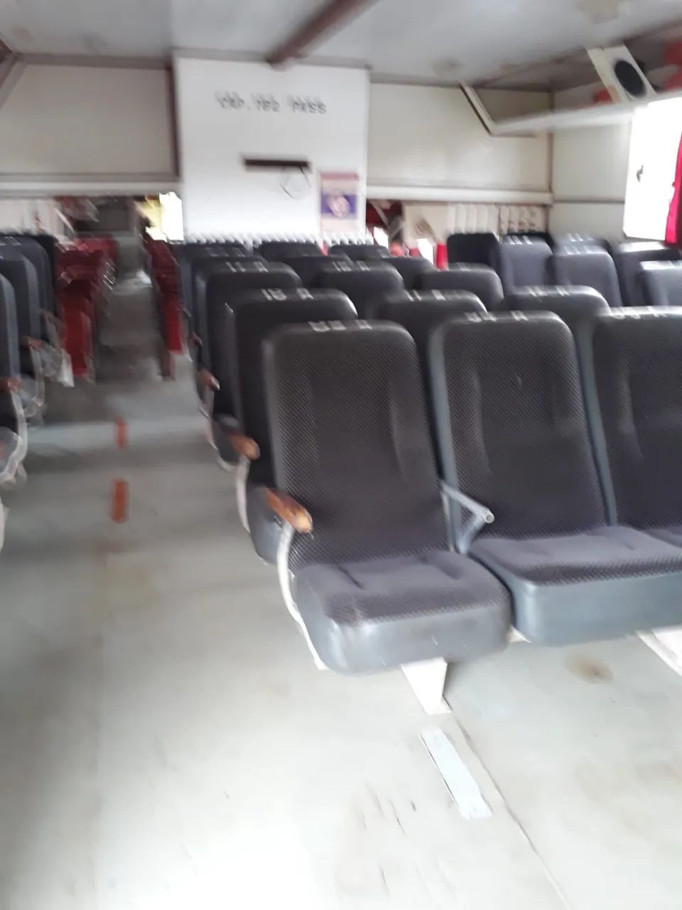 Lancha Expresso 162 passageiros - Foto 8