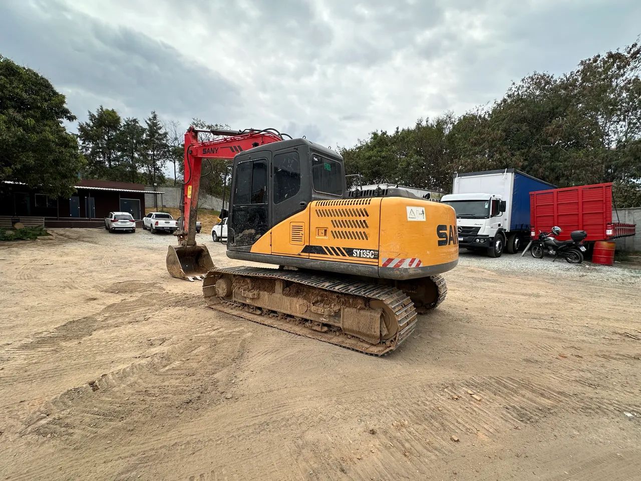 Escavadeira Sany SY135 2014  - Foto 2