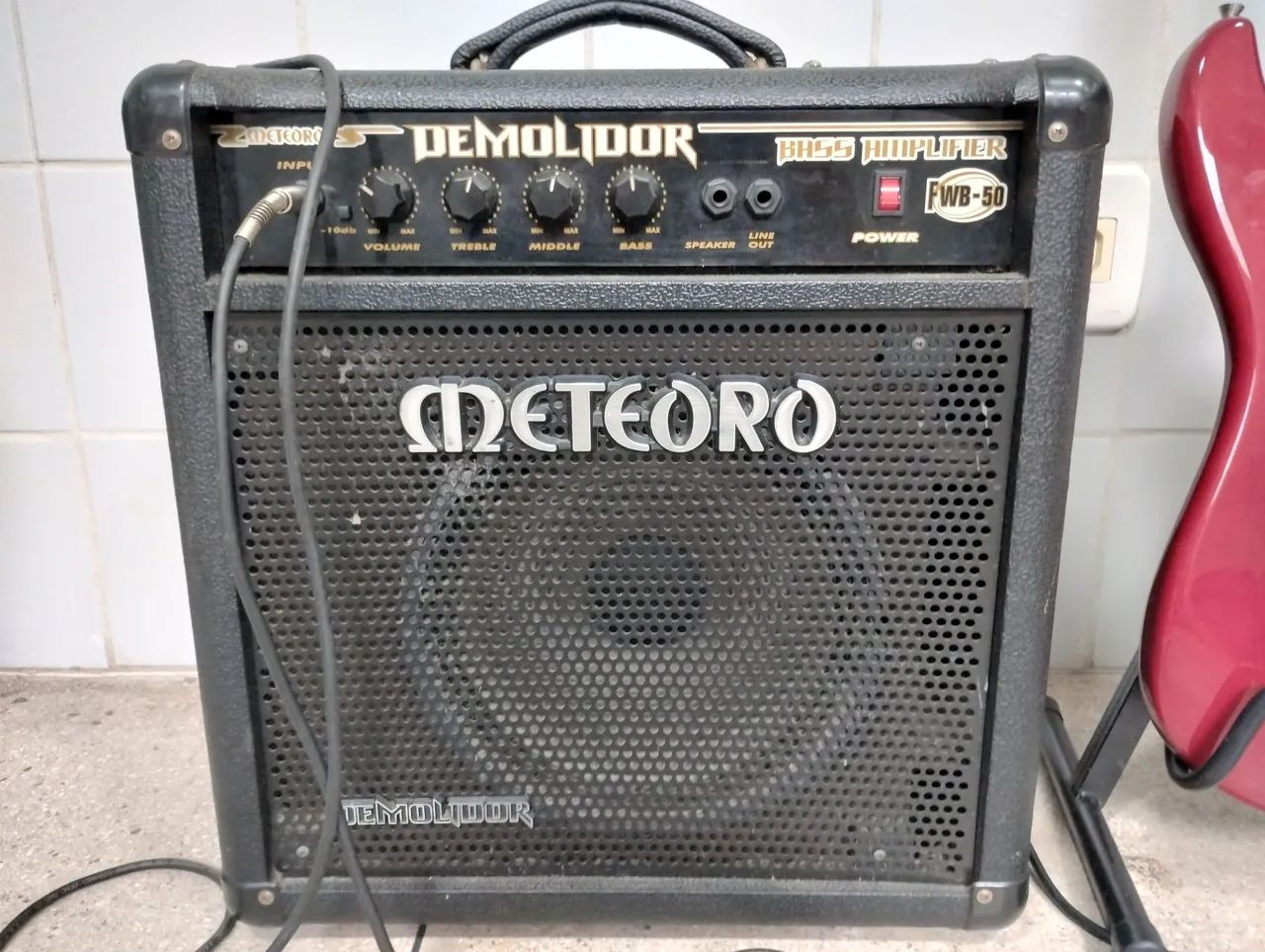 Amplificador de Baixo Meteoro Demolidor FWB-50