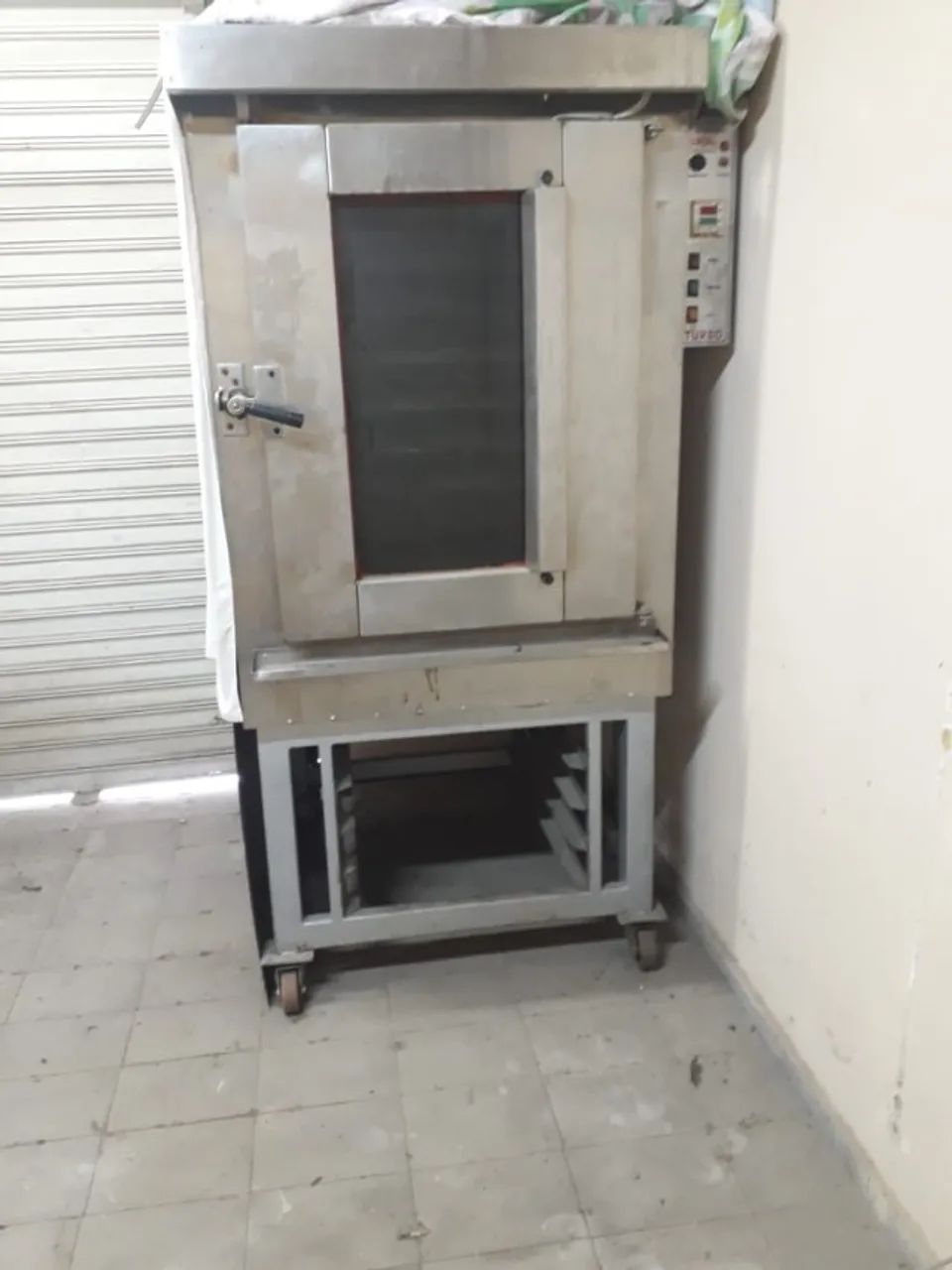 FORNO ELÉTRICO PROFISSIONAL EM INOX