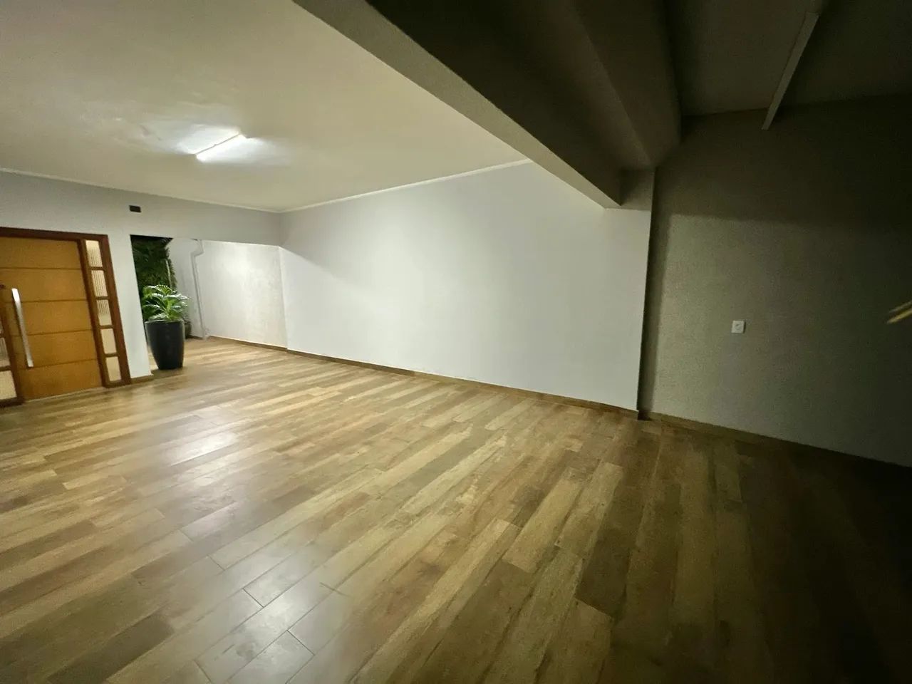 Casa Carandá Bosque em frente à praça - Foto 3