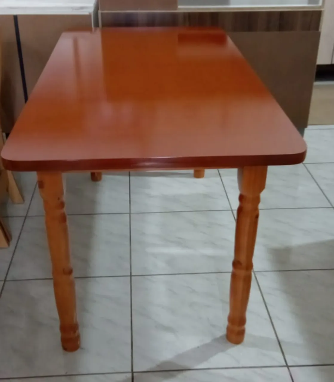 Mesa Torneada Mel 110 x 80 x 80