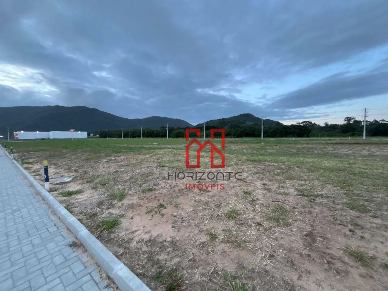 Terreno à venda, 375 m² por R$ 450.360 - São João do Rio Vermelho - Florianópolis/SC - Foto 3