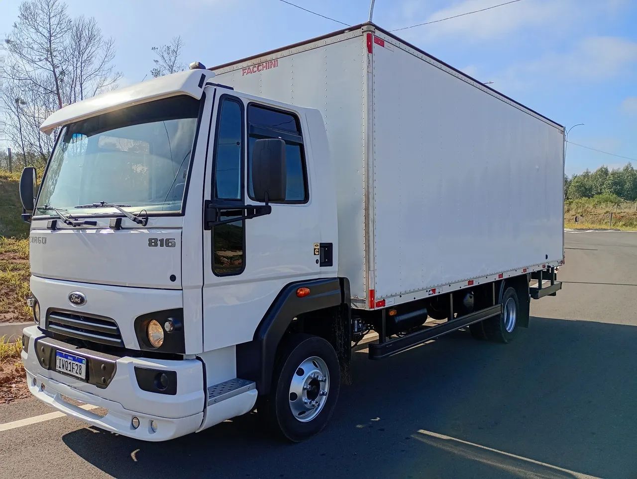 CARGO 816 S ANO 16 COMPLETO IMPECAVEL SO ANDAR - Foto 14