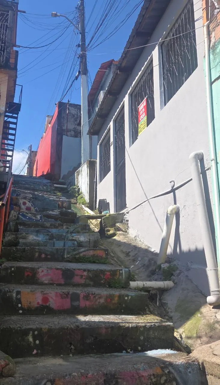 Vende-se uma casa no bairro coroado