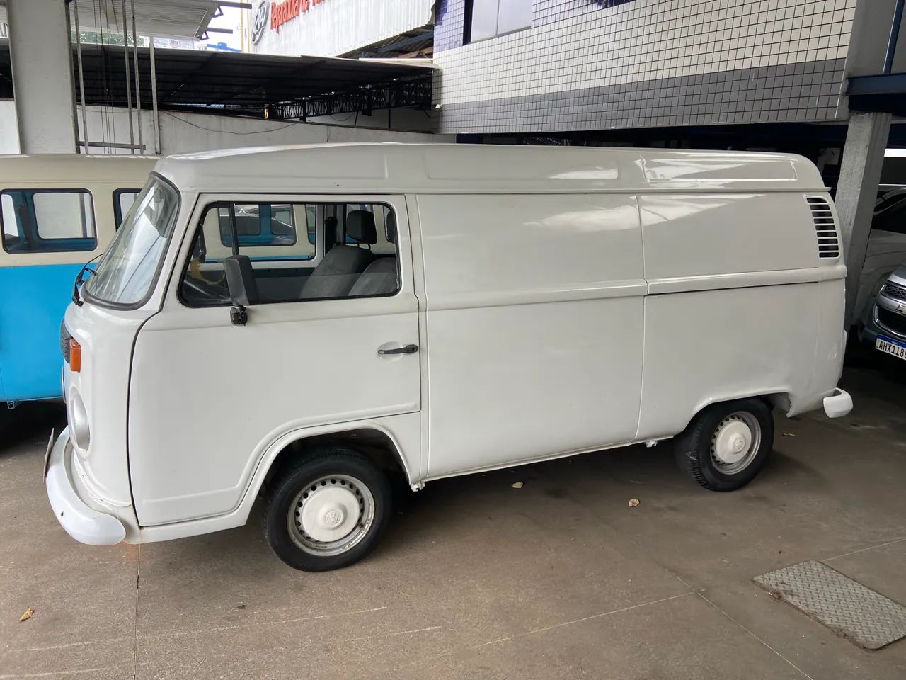 Volkswagen Kombi Furgão 2005
