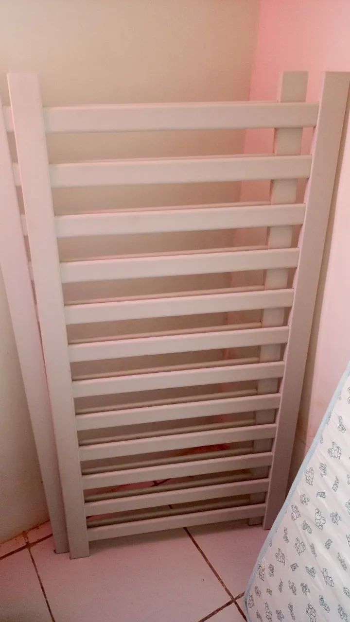 Berço e colchão  - Foto 5