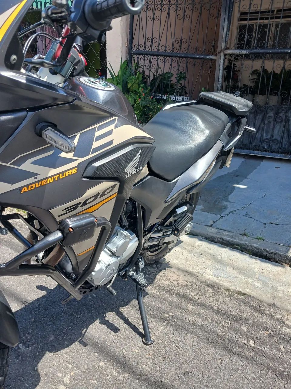 VENDO XRE 300 Adventure Flex - Foto 2