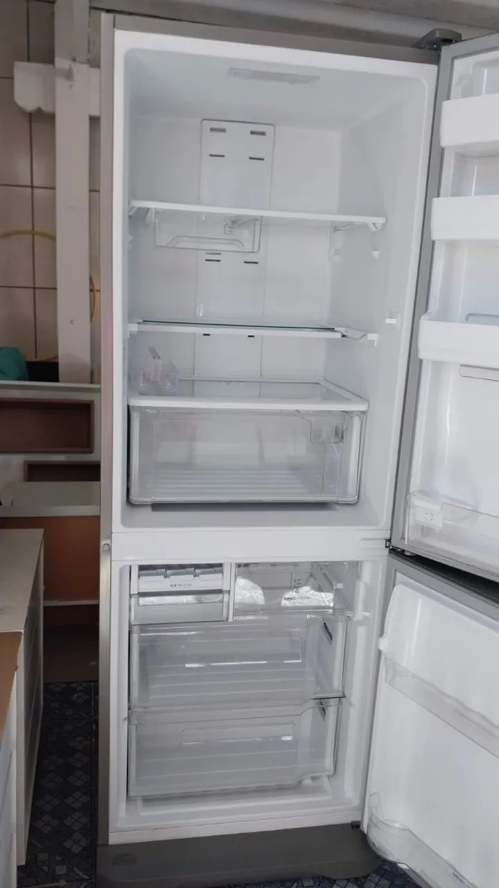 Electrolux Bottom DB53X Frost Free com Painel Blue Touch 454 L - Inox - Foto 4