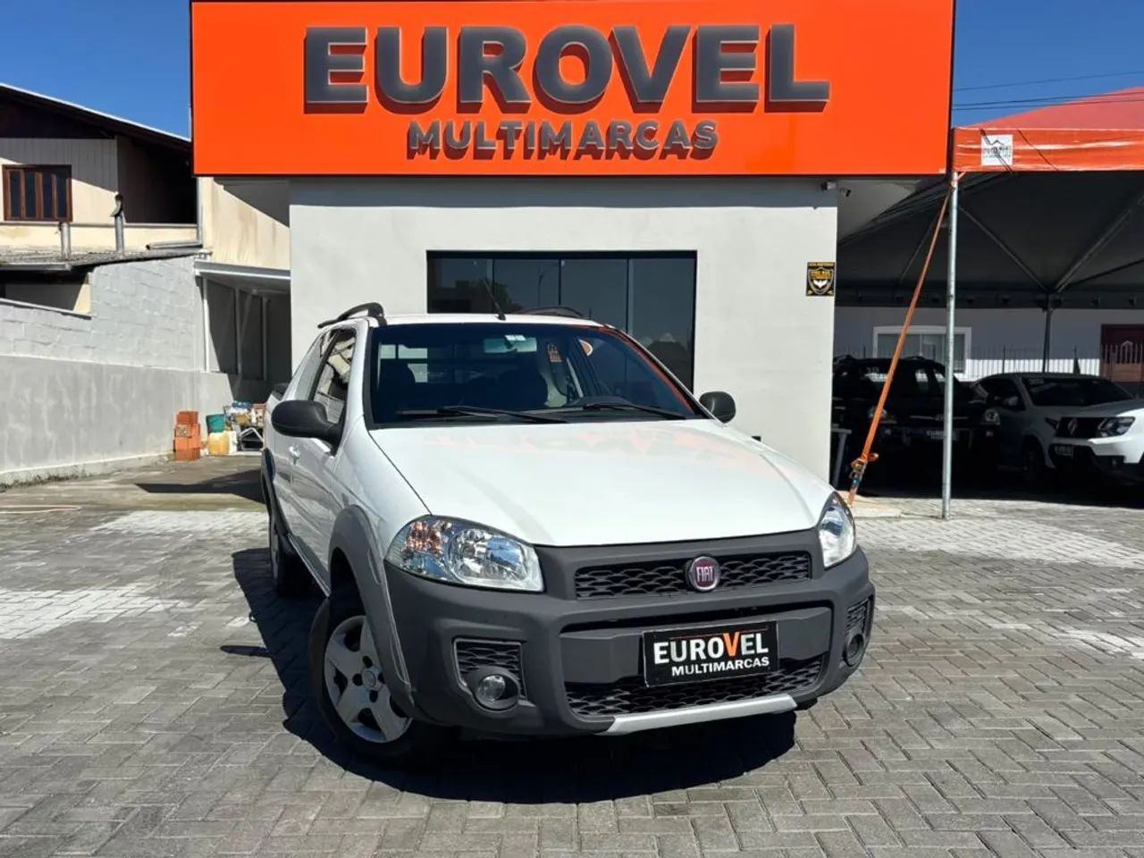 Fiat Strada Working Hard 1.4 Fire Flex 8V CD 2017 - Foto 3
