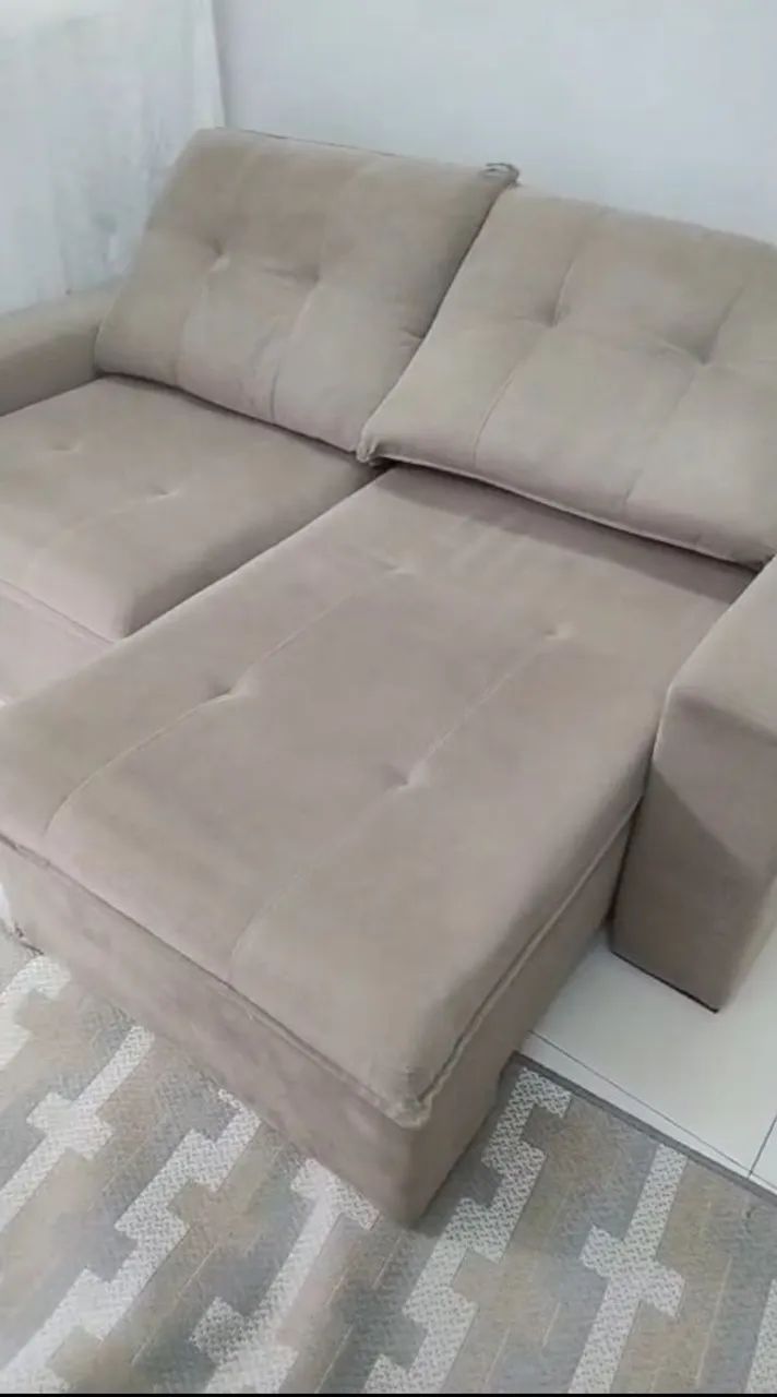 Retractable and Reclining Sofa417563185786408960