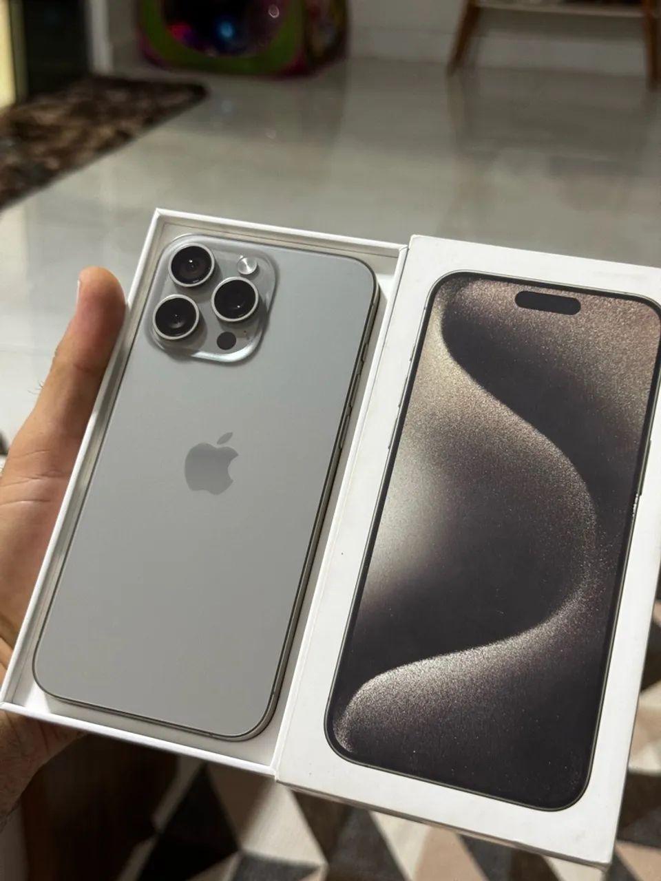 15 pro Max  - Foto 2
