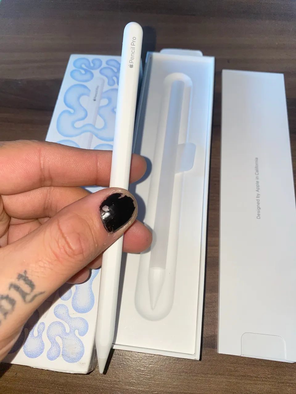 Apple Pencil Pro  最新 Apple Pencil Pro : Amazon.com.br: Papelaria e Escritório