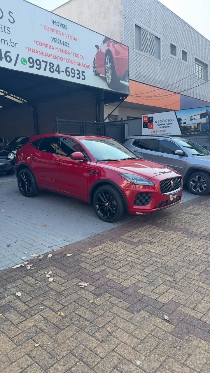 Jaguar E-Pace R-dynamic SE 2.0 AWD 300cv Aut. 2019 - Foto 2