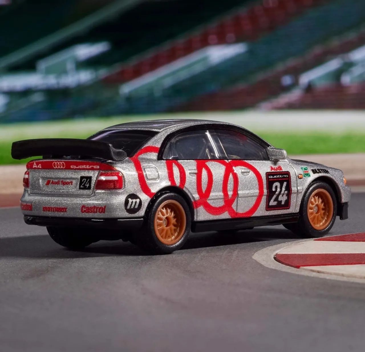 Matchbox Collectors Series 1996 Audi A4 Super Touring - Foto 3