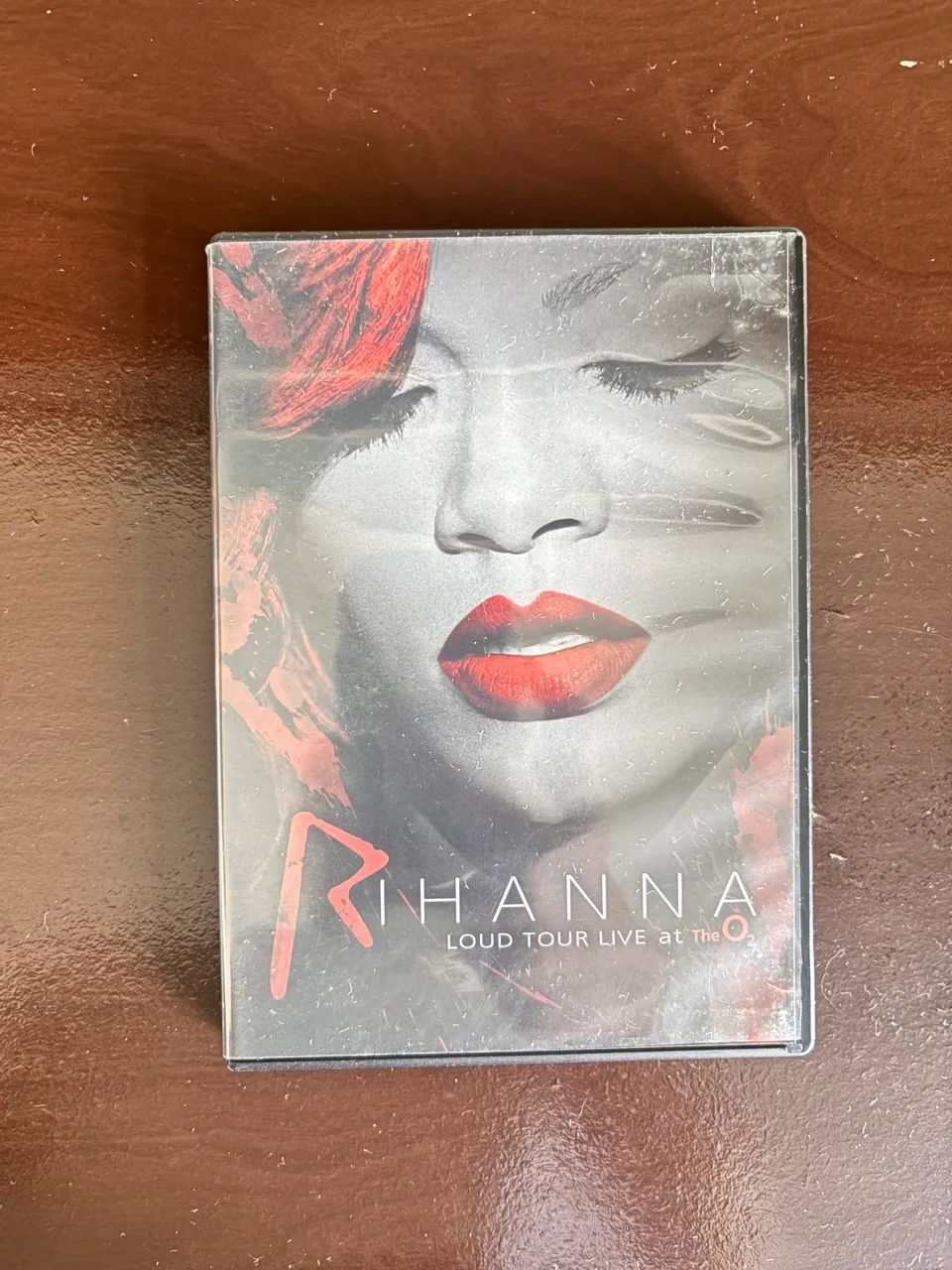 DVD RIHANNA - Loud live