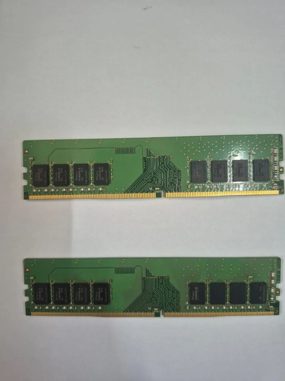 Memórias SK Hynix (2x 8GB DDR4 2666MHz) - Memória RAM - Santa