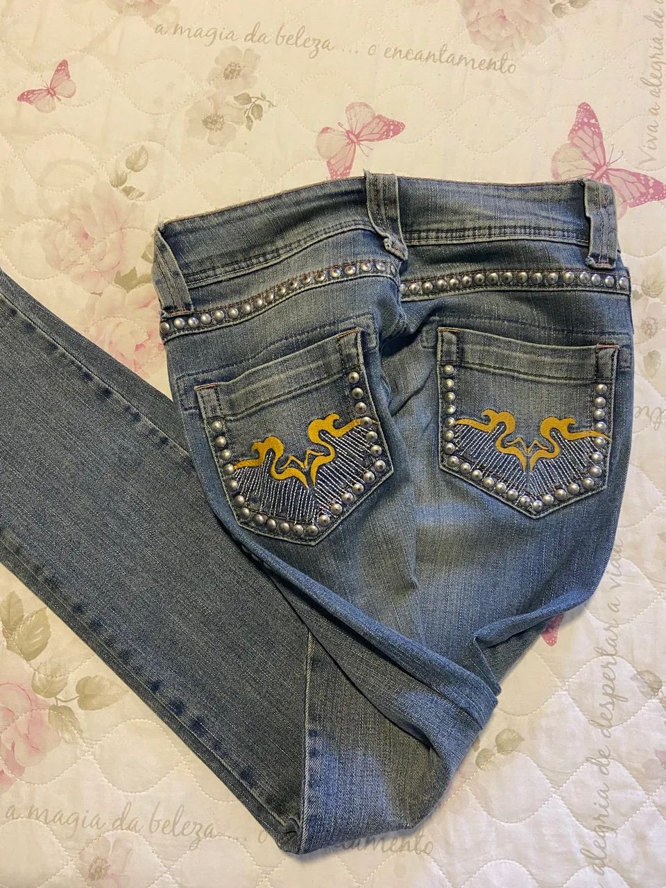 Calça  Jeans com tachas 