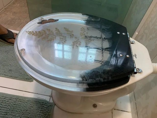 Vaso sanitario com Assento em acrílico Urgente  - Foto 2