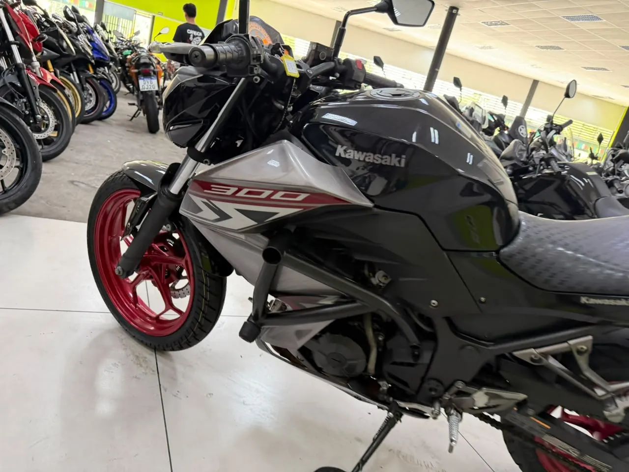 KAWASAKI Z300 ABS - Foto 4