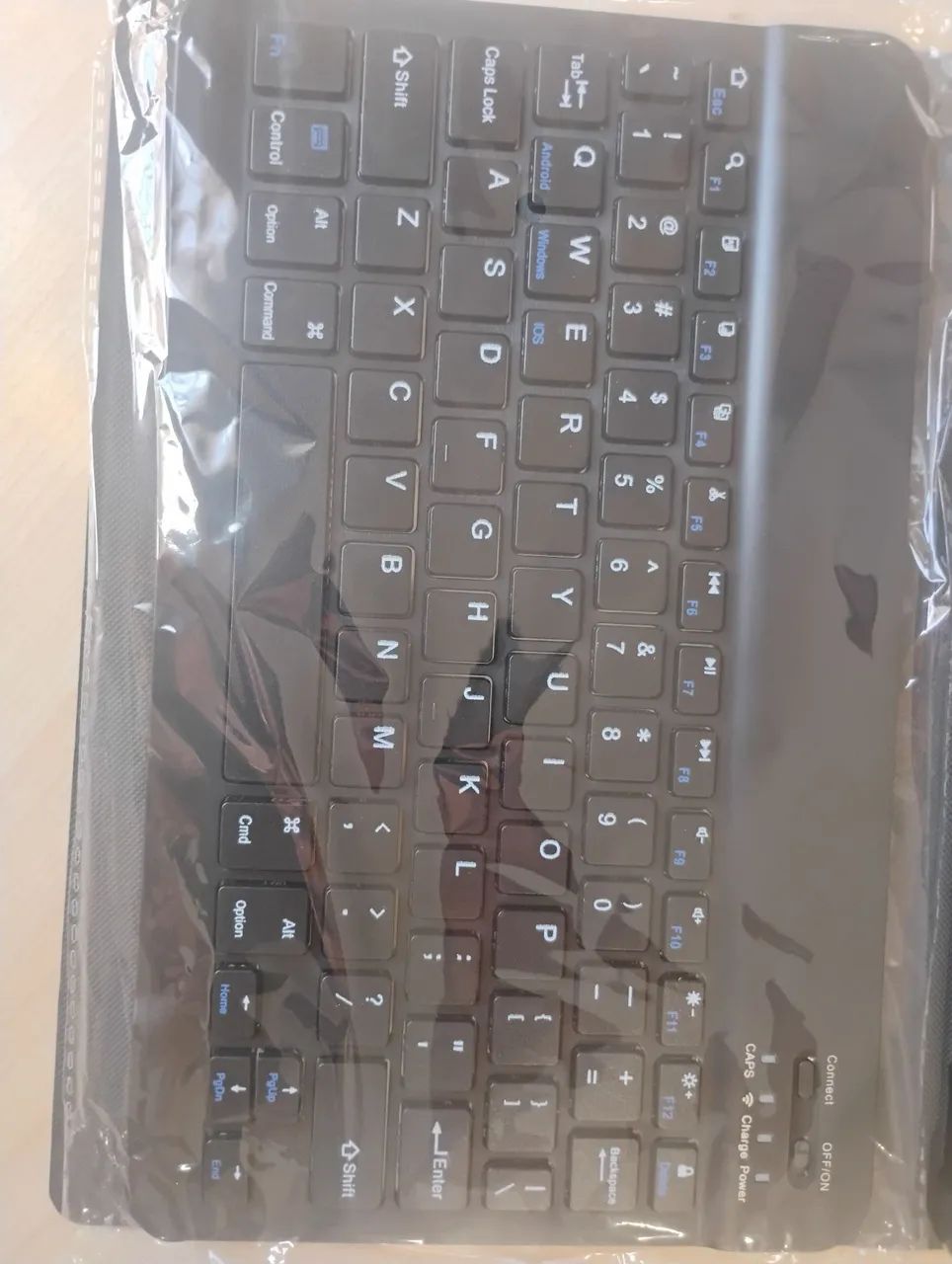 Tablet Samsung T280 , 7 polegadas com mini teclado e capinha - Foto 4