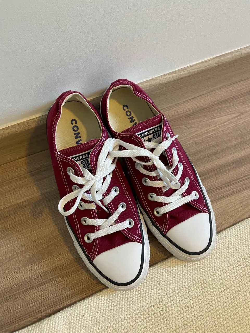 All Star Chuck Taylor Bordô (excelente estado)