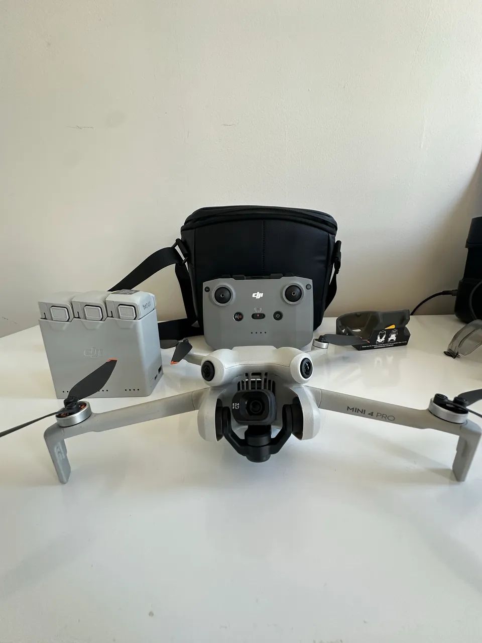 Drone DJI MINI 4 PRO fly more combo 