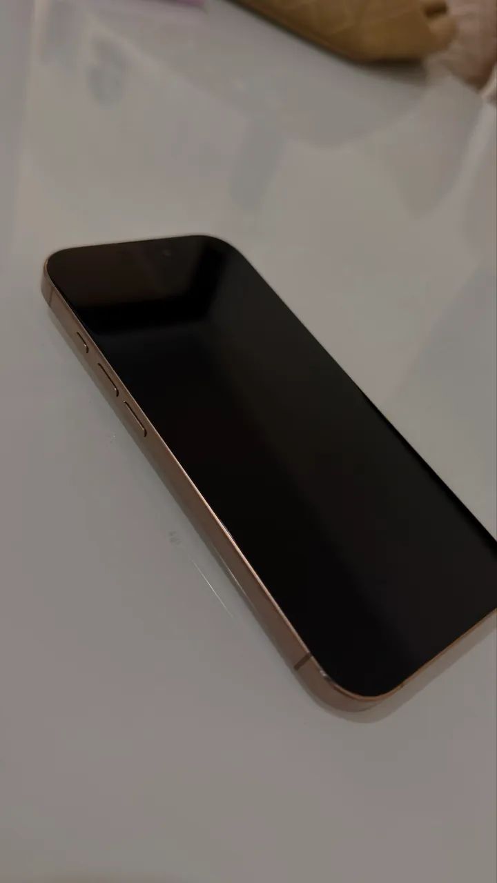 iPhone 16 Pro - 256g - Dourado  - Foto 3