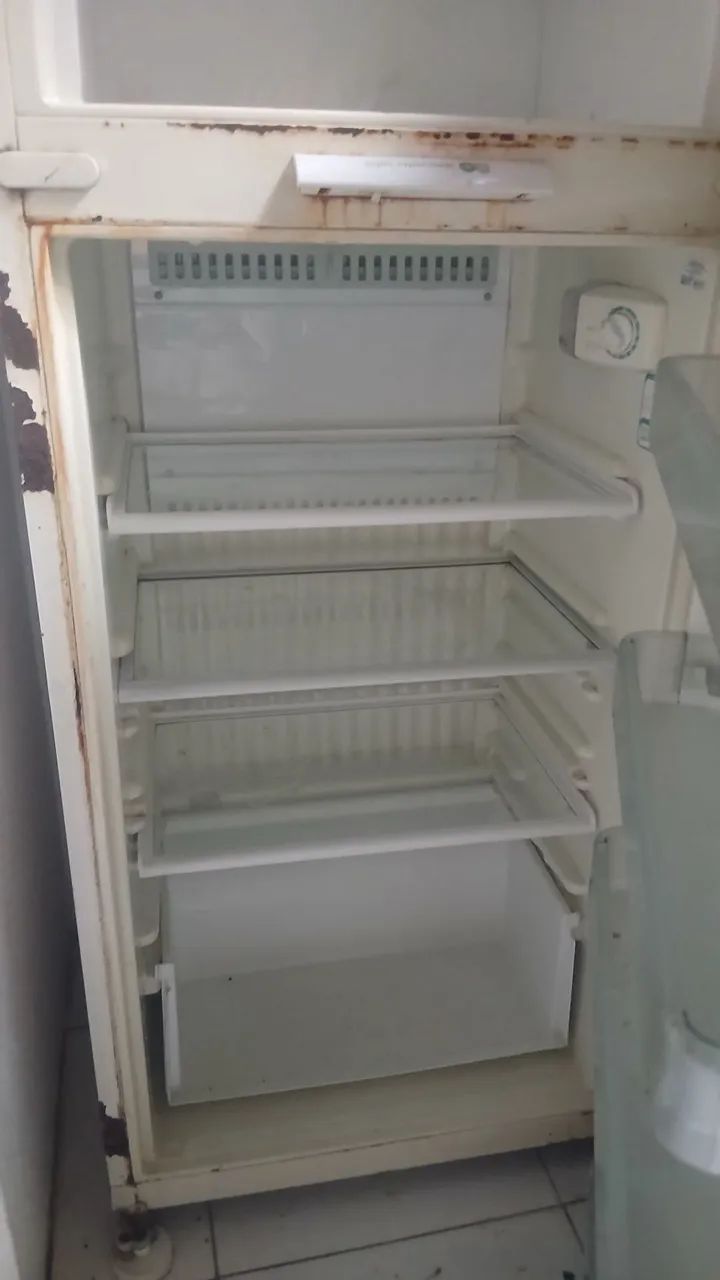 Geladeira (LEIA) - Foto 2