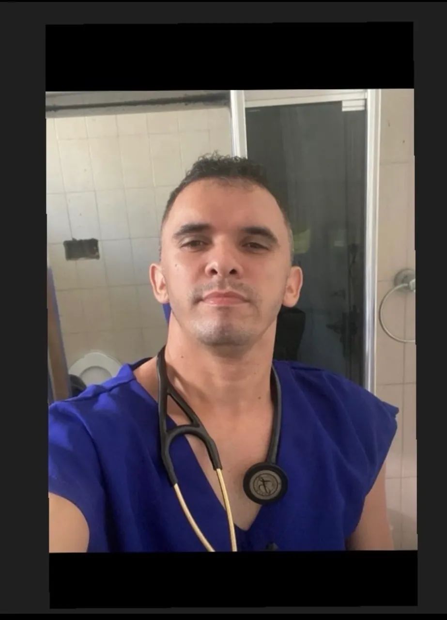 CUIDADOR DISPONÍVEL 12 HORAS 