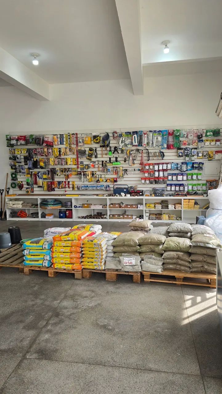 Passa-se Loja de ferragens e ponto comercial  - Foto 2