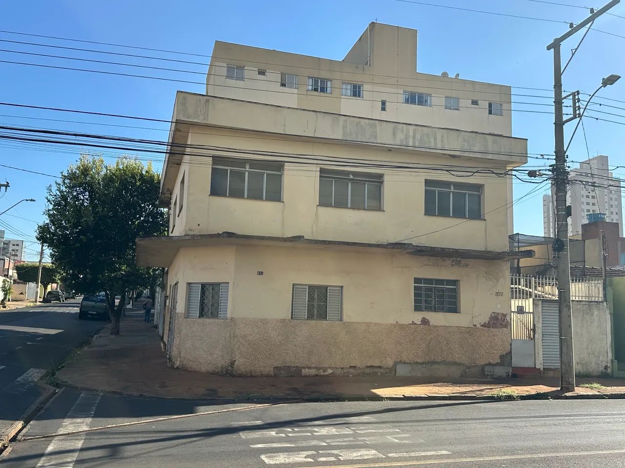 Vendo Sobrado  Bairro Martins  - Foto 2