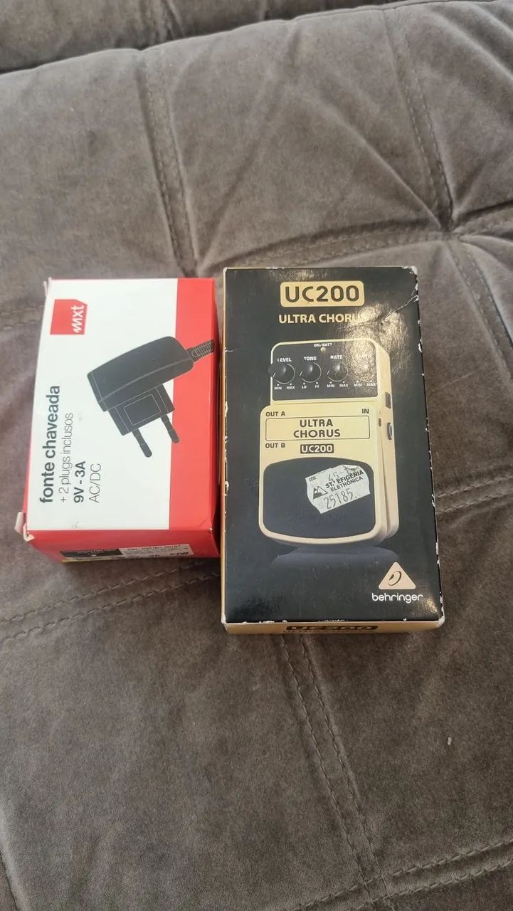 Pedal de Chorus Bheringer UC200 - Foto 3