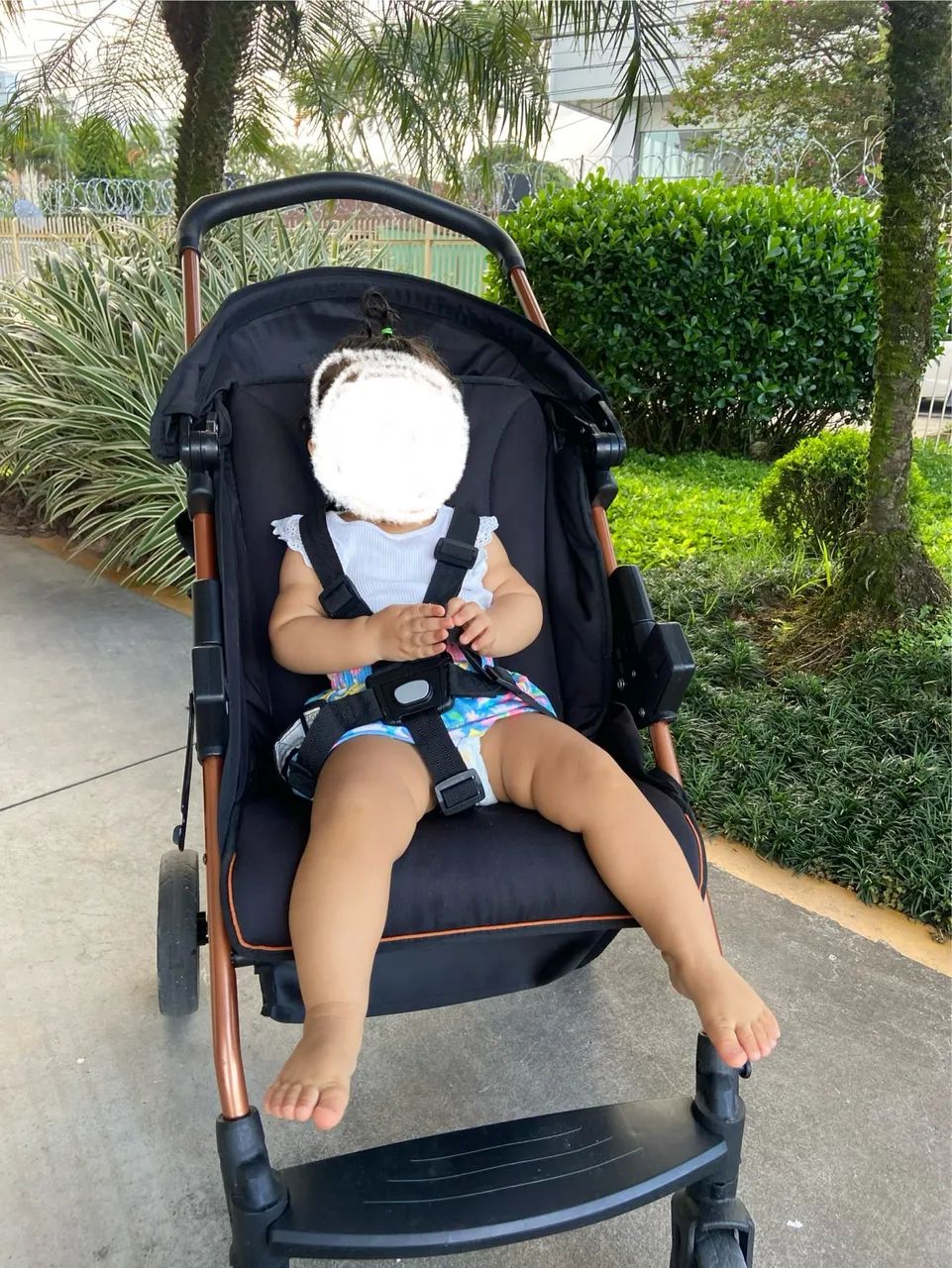 Carrinho de bebê com bebê conforto - Foto 3