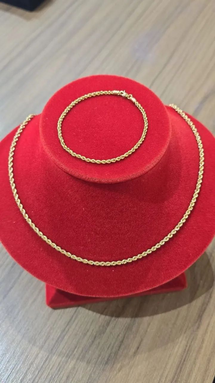 Conjunto Ouro 18