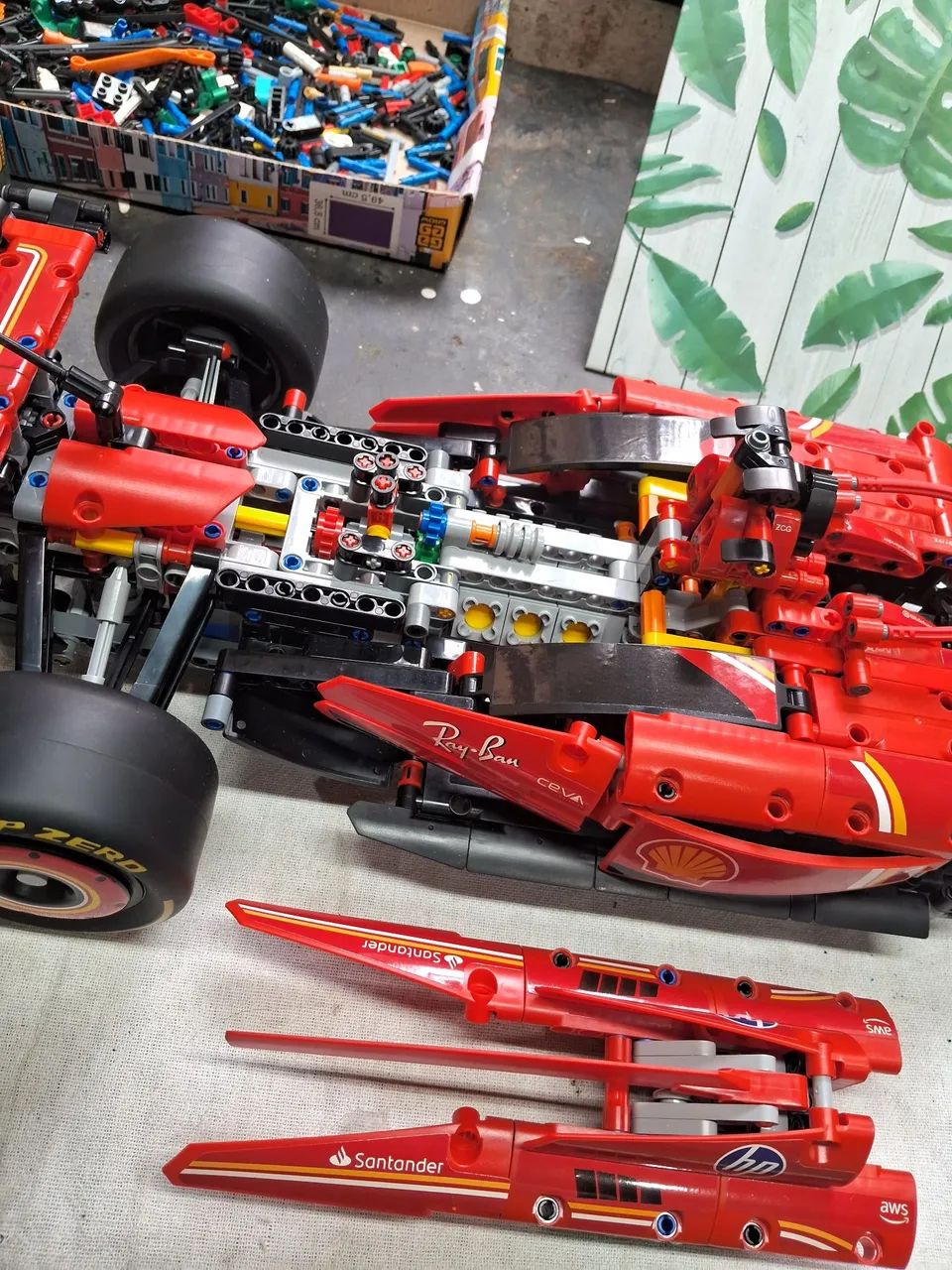 Lego Ferrari SF 24 - Foto 4