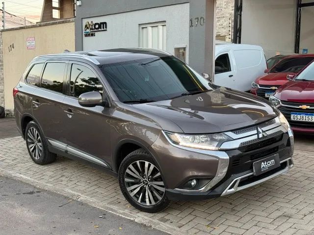 Mitsubishi Outlander OUTLANDER HPE 2.0 16V 5p Aut. 2019