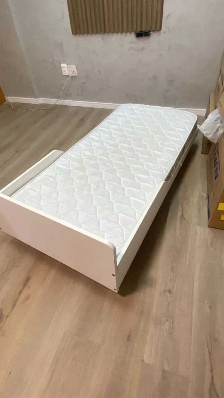 Cama infantil tok stock