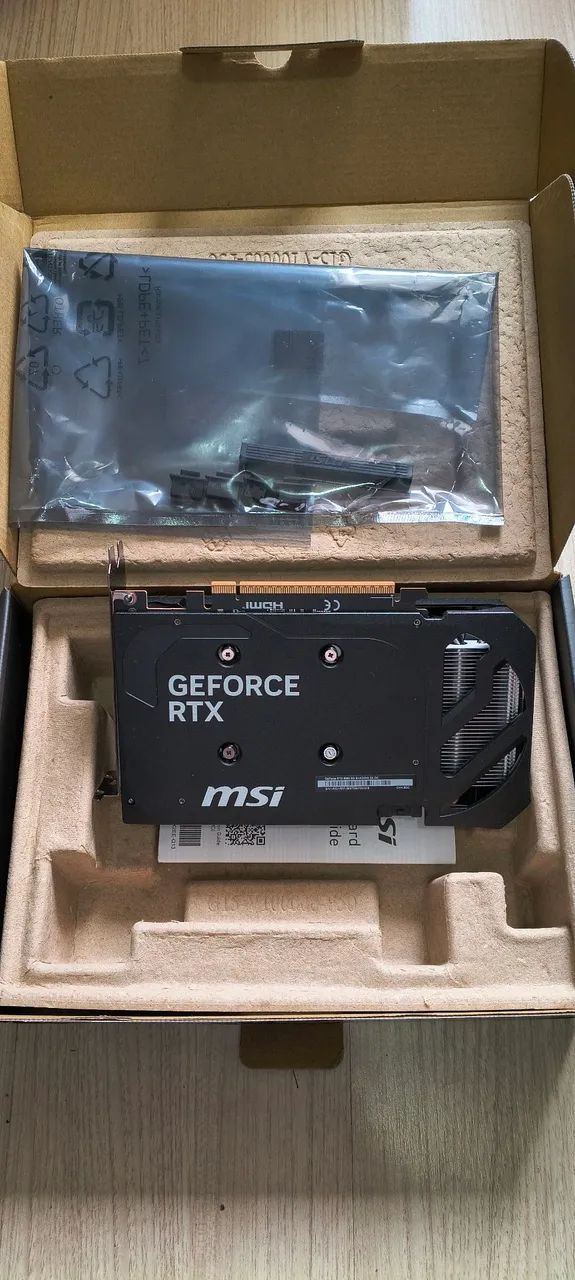 Geforce RTX 5060 - Foto 5