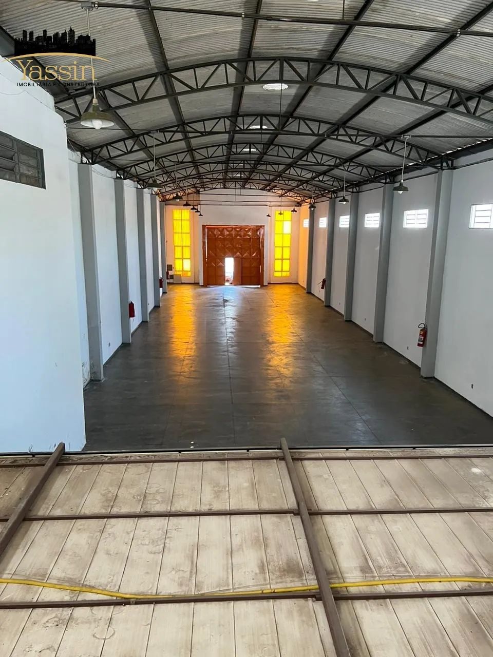 Salão comercial á venda na Rua Comandante Costa - Foto 3