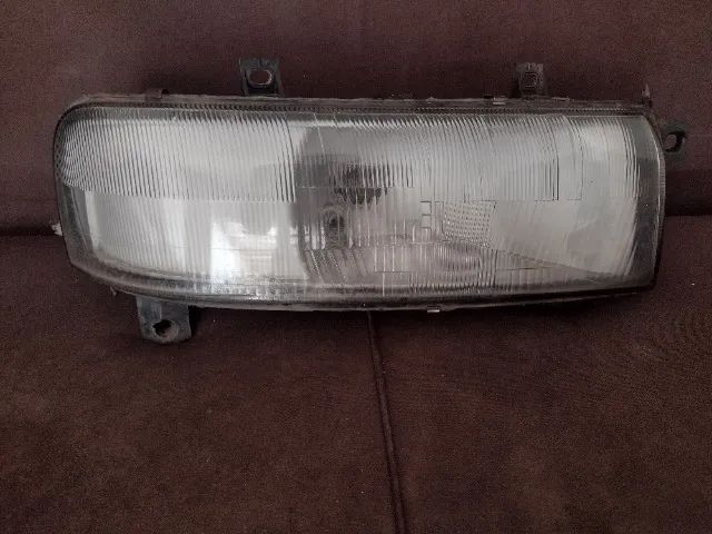 Farol Renault master 