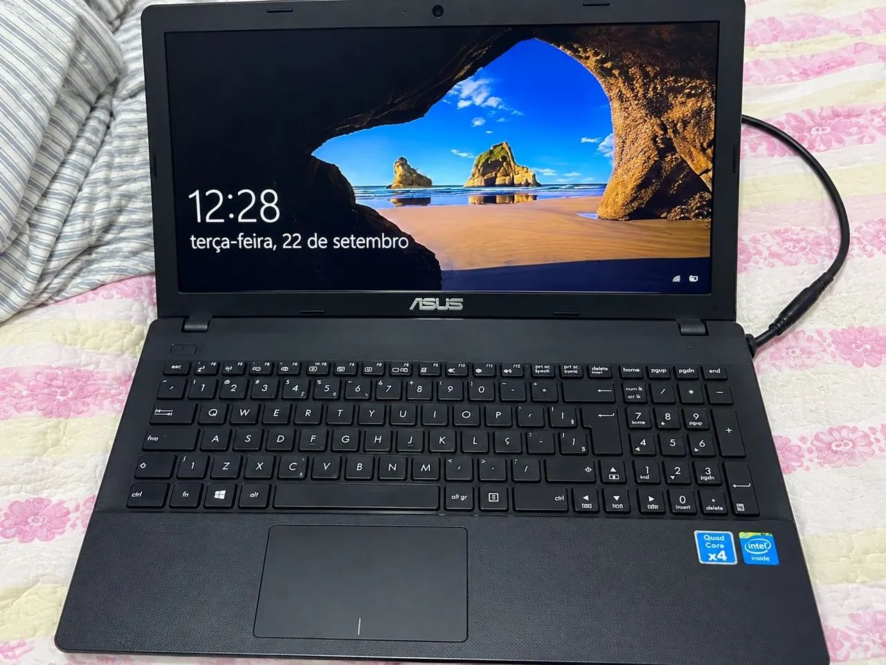  NOTEBOOK ASUS À VENDA - ÓTIMA OPORTUNIDADE!