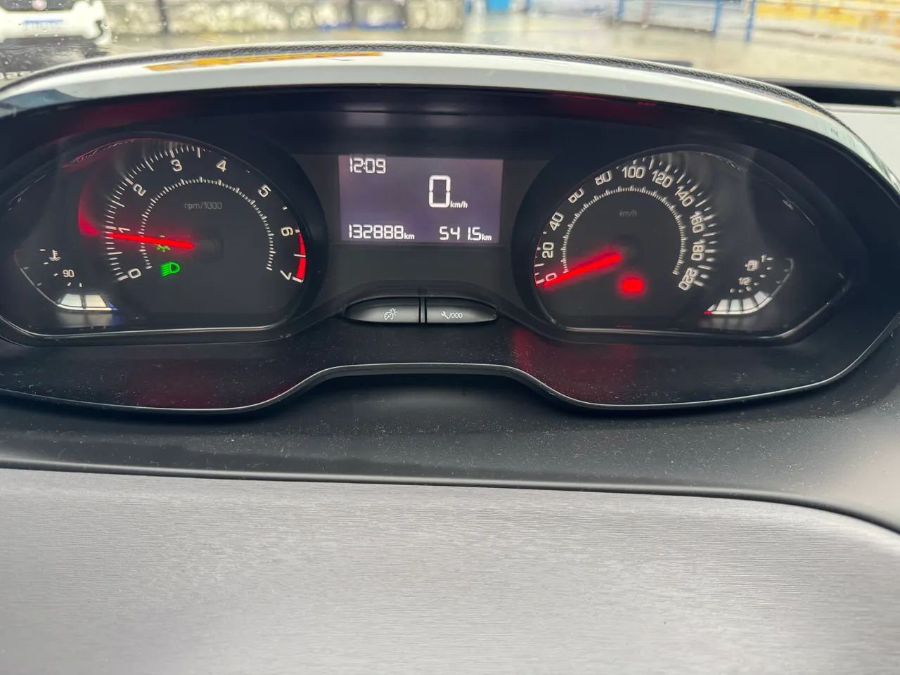 Peugeot 208 Active Pack 1.2 Flex 12V 5P Mec. 2017 - Foto 2